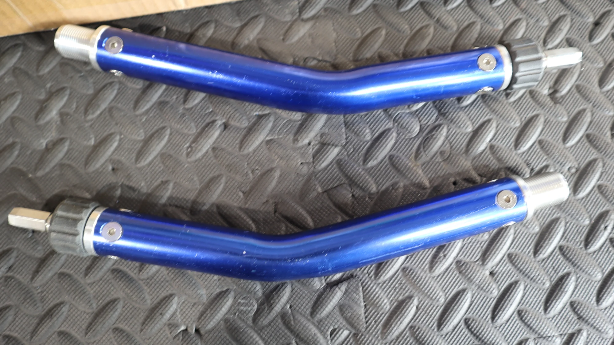 Blue Goose Neck attachments top view