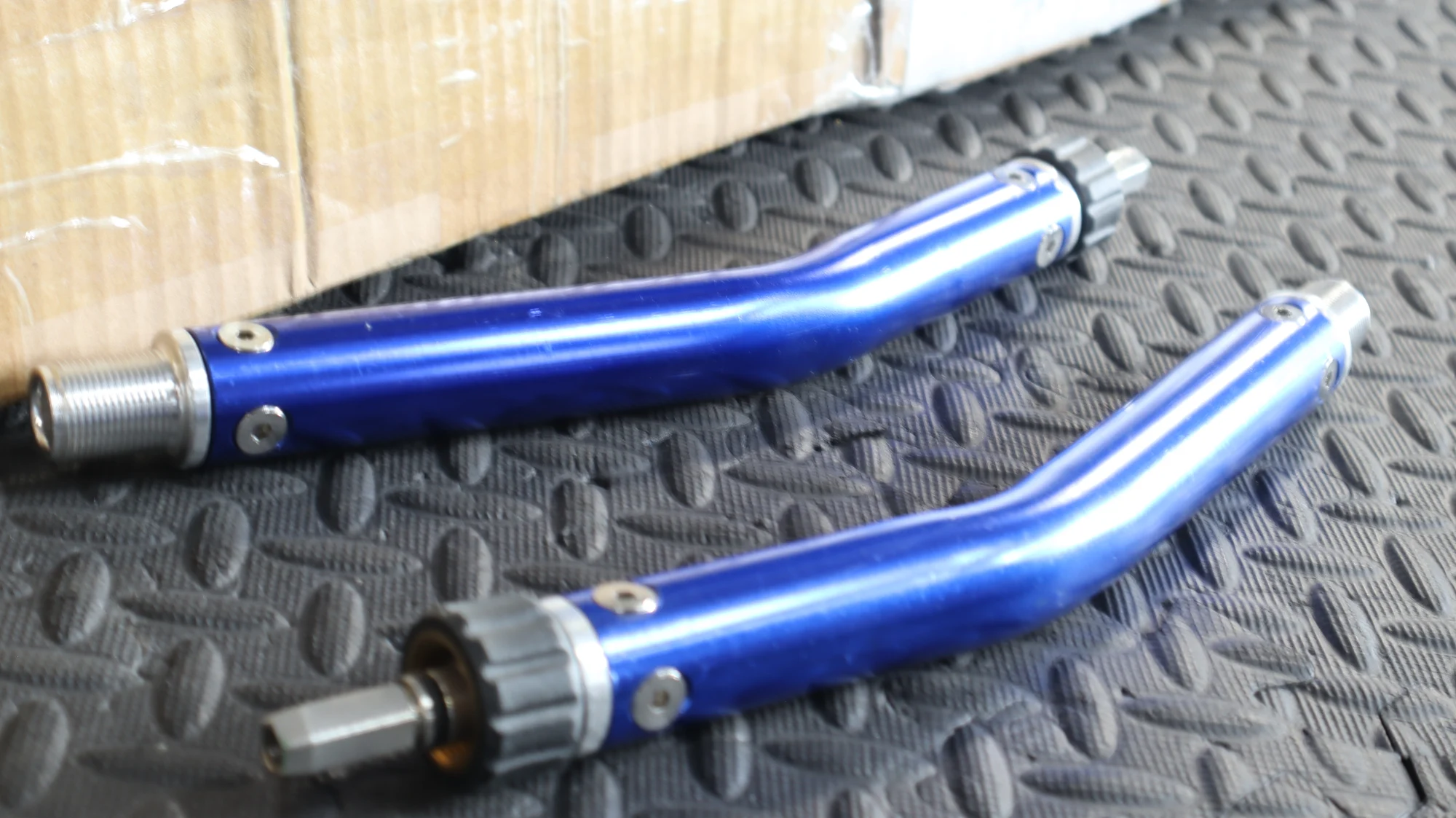 Blue Goose Neck attachments angled view