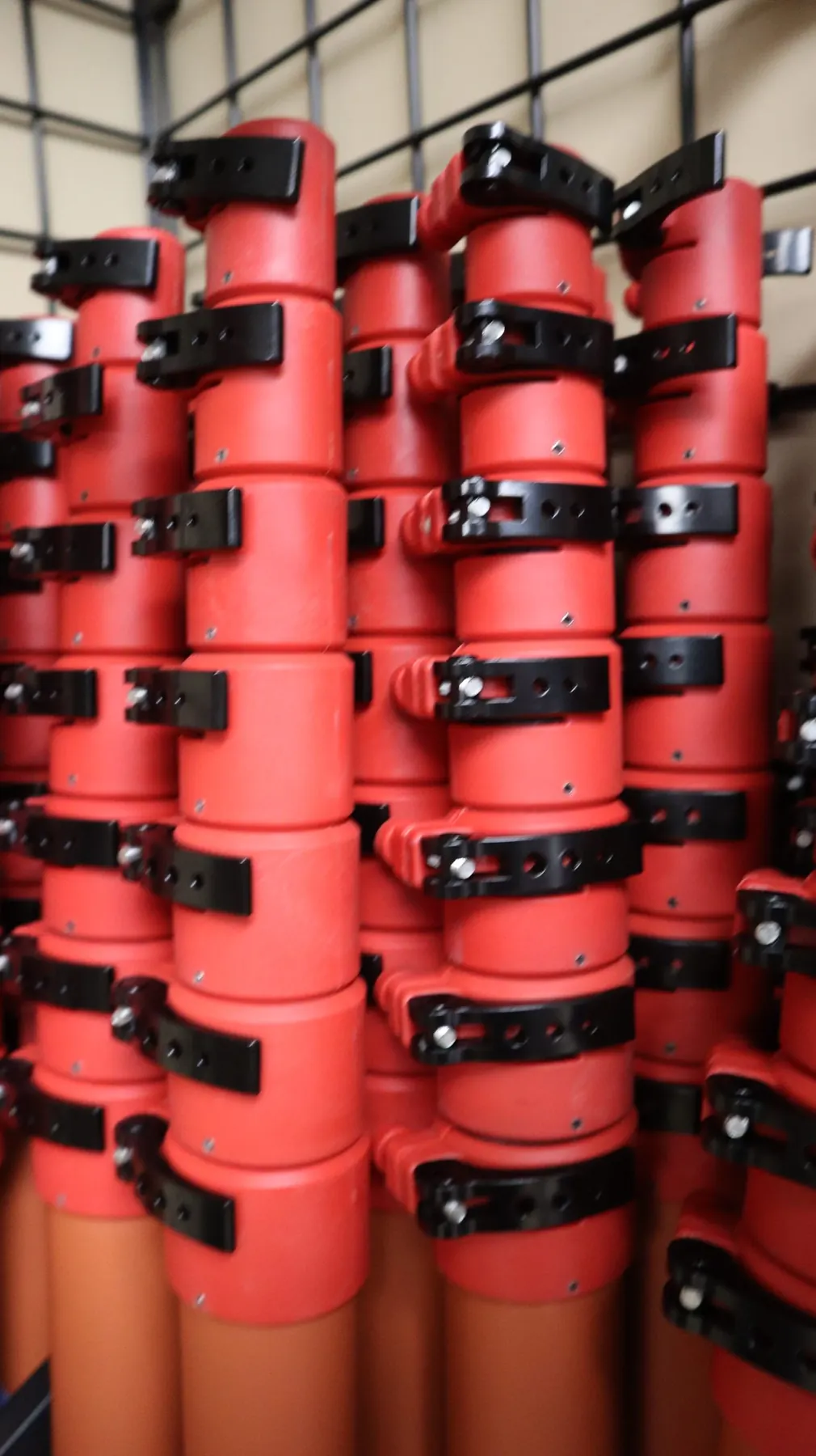 AMPW oval pole clamp closeup