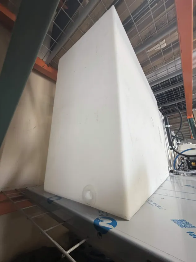Ronco heavy duty skid tank side view