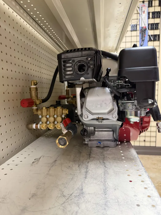 Honda GX200 engine side view